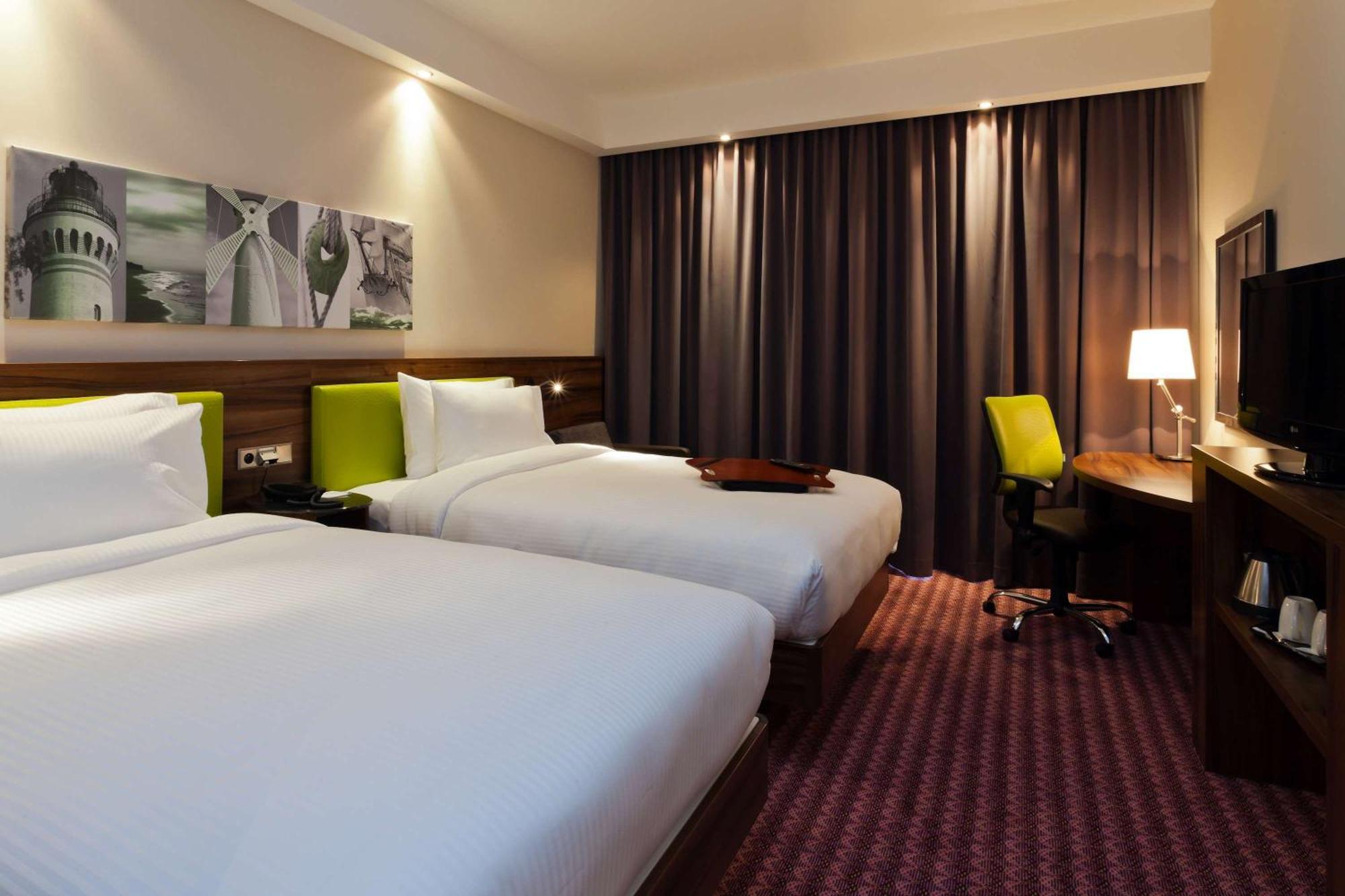 ホテル Hampton By Hilton シフィノウイシチェ エクステリア 写真