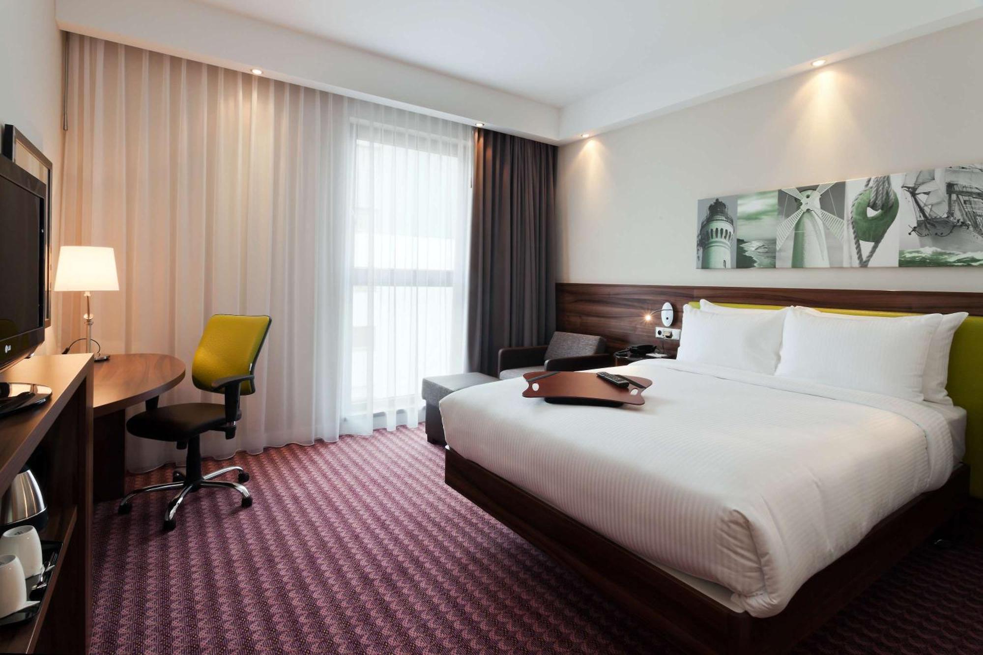 ホテル Hampton By Hilton シフィノウイシチェ エクステリア 写真