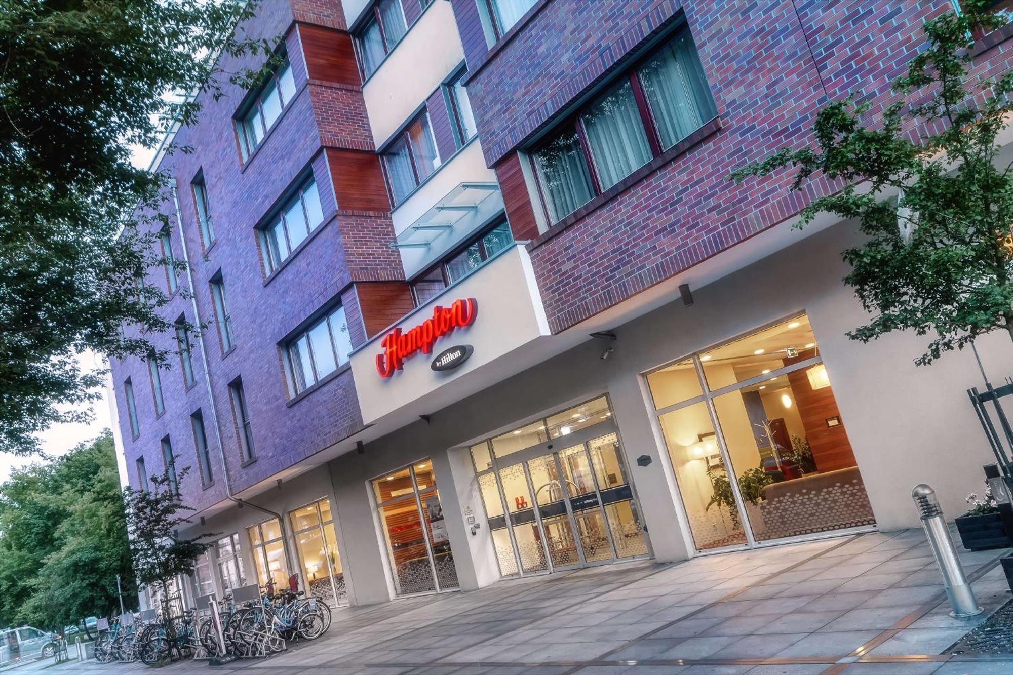 ホテル Hampton By Hilton シフィノウイシチェ エクステリア 写真