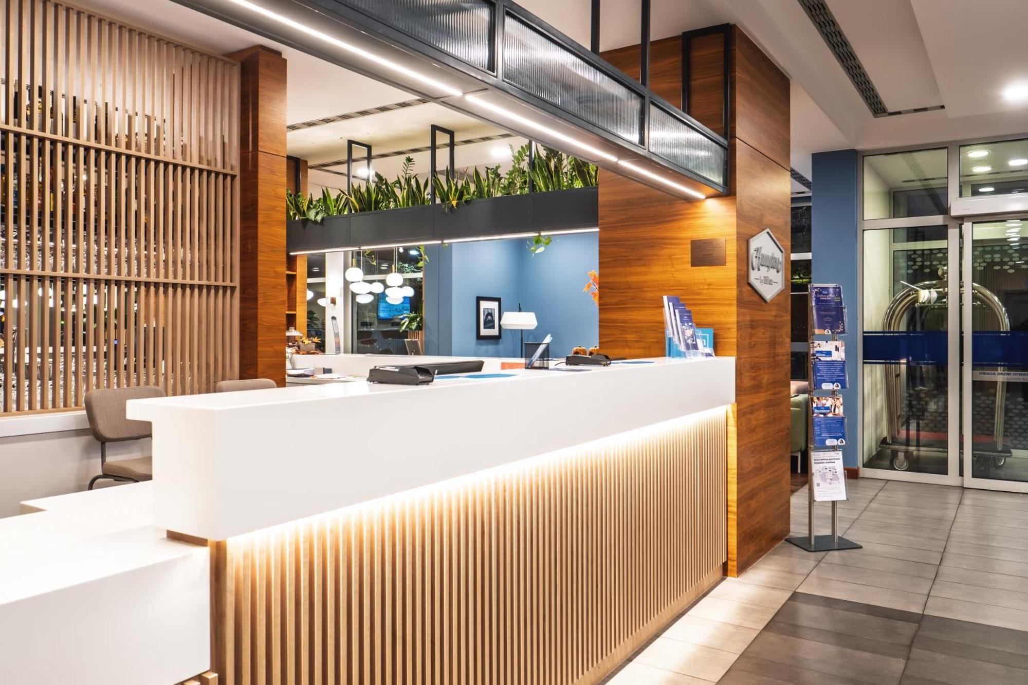 ホテル Hampton By Hilton シフィノウイシチェ エクステリア 写真