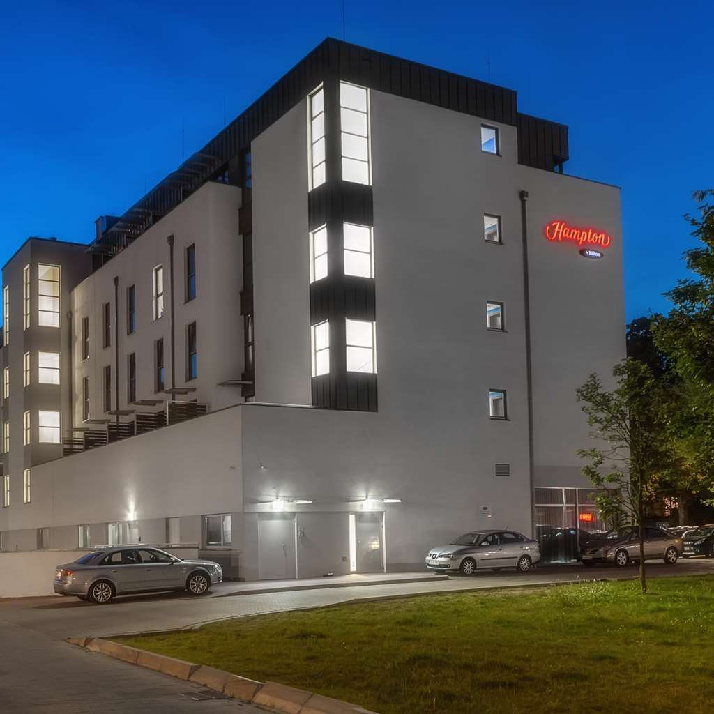 ホテル Hampton By Hilton シフィノウイシチェ エクステリア 写真